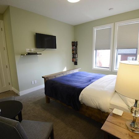 Novel Bed And Breakfast Calgary Extérieur photo