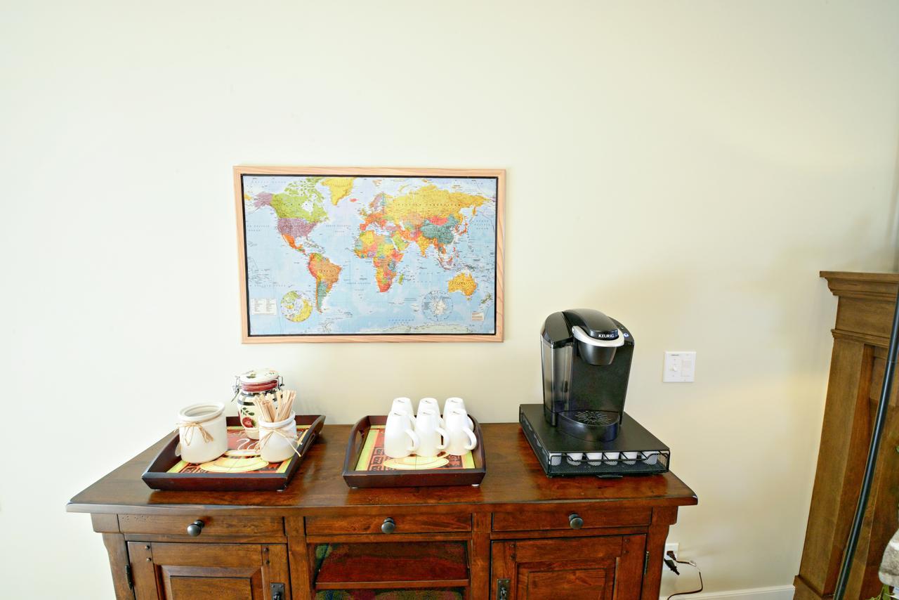 Novel Bed And Breakfast Calgary Extérieur photo