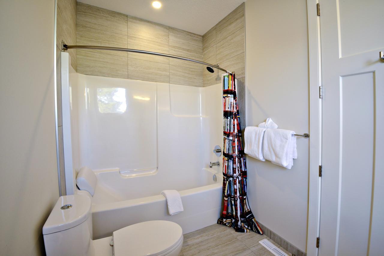 Novel Bed And Breakfast Calgary Extérieur photo